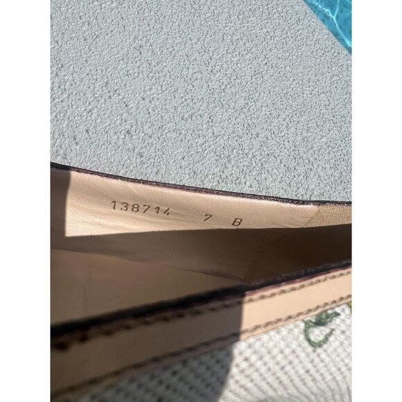 GUCCI Cream Floral Print Horsebit & Bamboo Accent Ballet Flats Size 7 - Picture 9 of 10